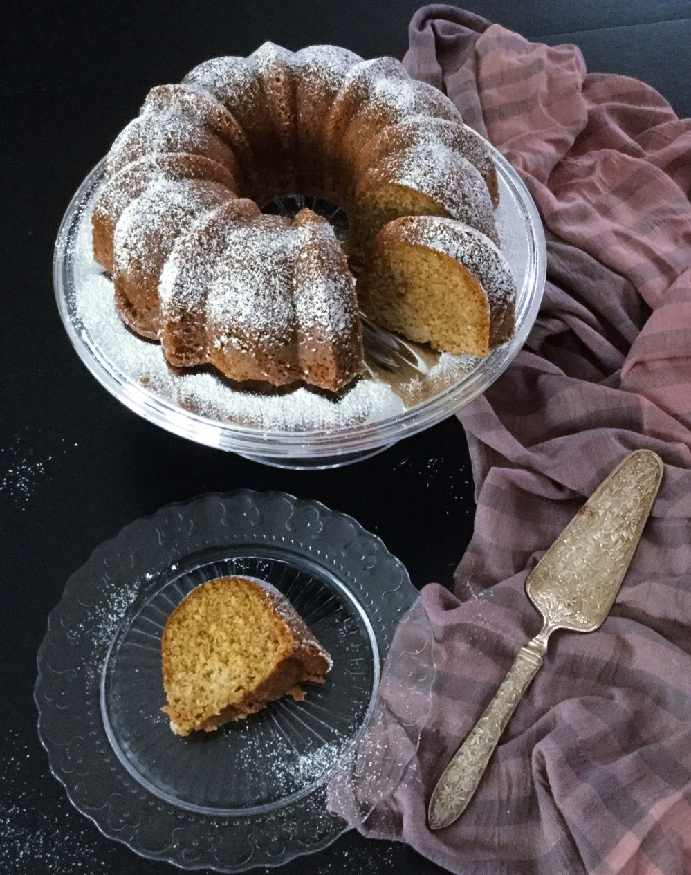 64C86965-A65A-4F4D-AEE2-0157BC261599